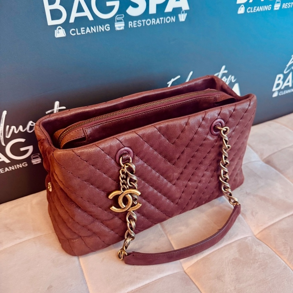 CHANEL Brown Quilted Leather Shoulder Bag